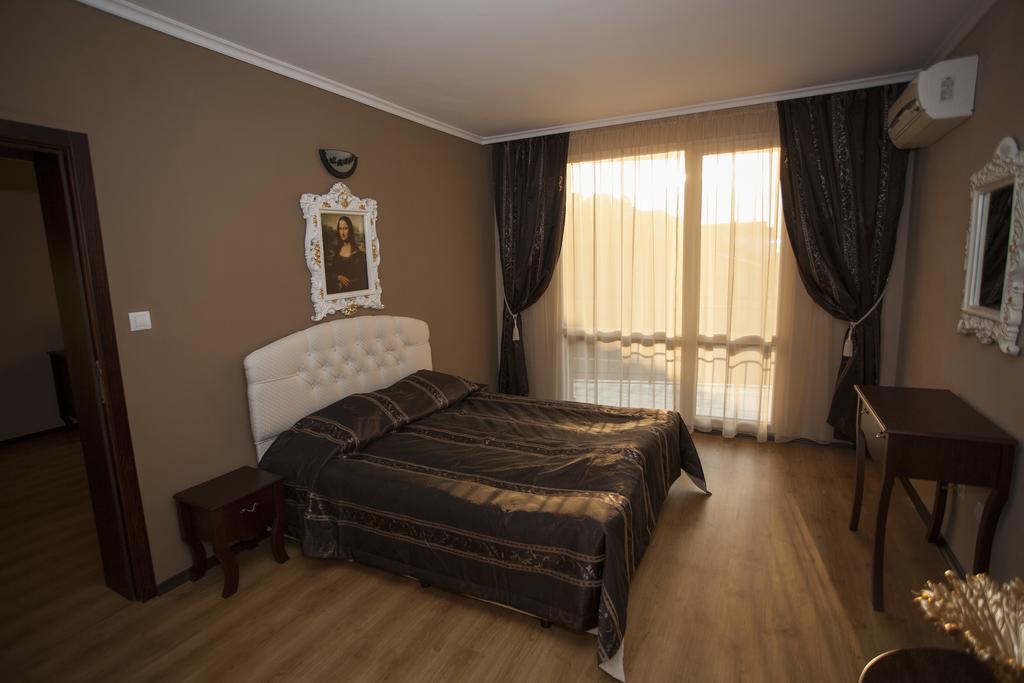 Хотел Ред Aparthotel Lozenets Room photo